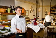 表单设计的就应该就像个温柔有礼貌的waiter